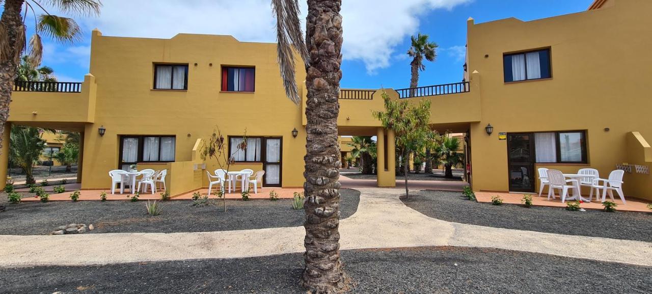 Beautiful Garden Flat Nearly Refurbished Free Wifi Lägenhet Corralejo Exteriör bild